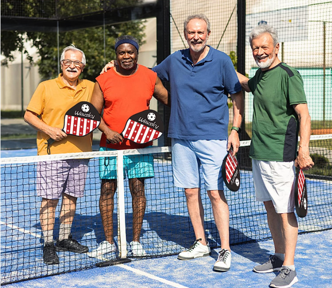 4 beginner players Pickleball Mistakes made by beginners